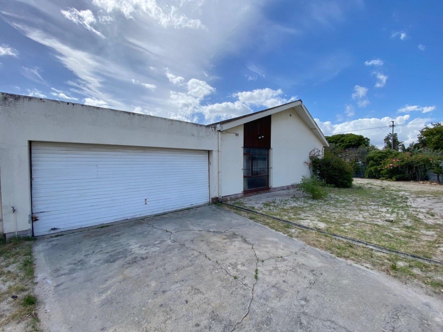 4 Bedroom Property for Sale in Milnerton Western Cape